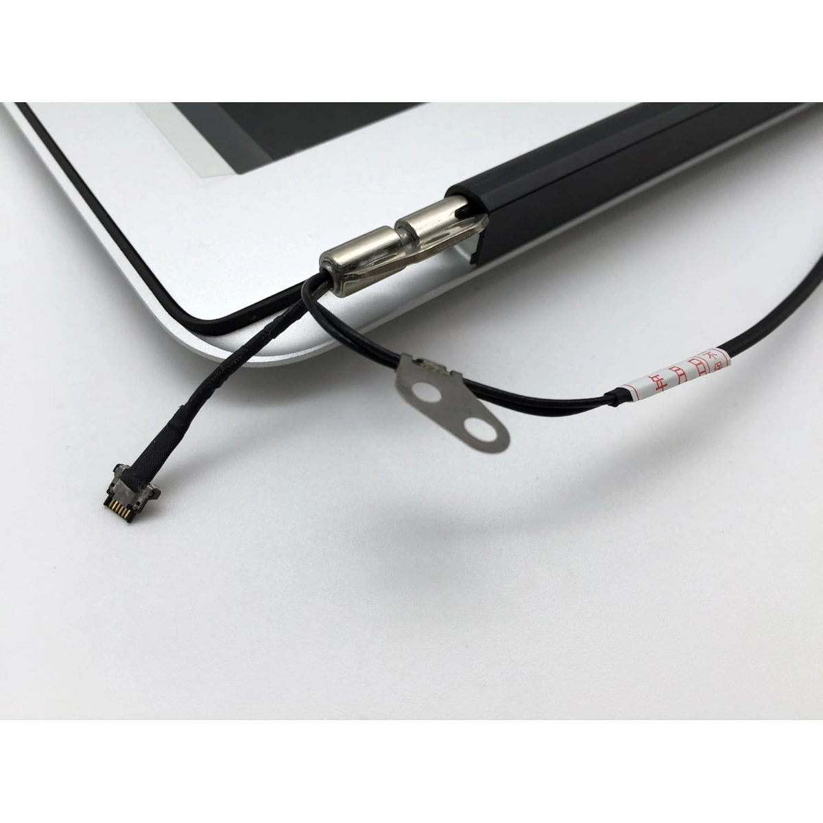 pantalla macbook air a1369 13 2010 2012 ecuador original 3.webp pantalla macbook air a1369 13 2010 2012 ecuador original 3.webp